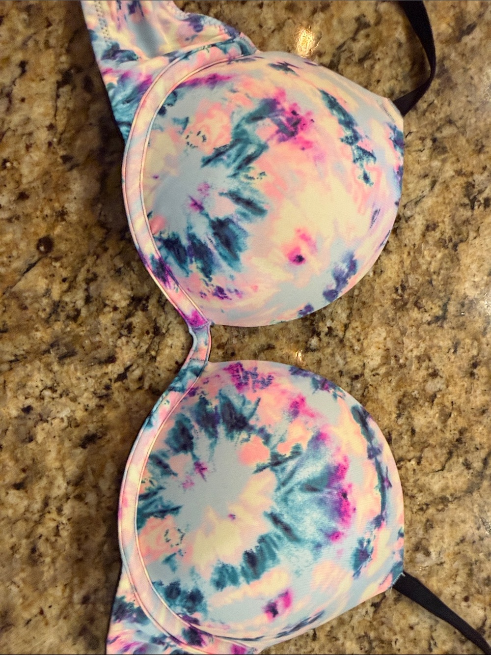 PINK Victoria's Secret Tie-Dye Molded Push-Up Bra in Pink & Blue